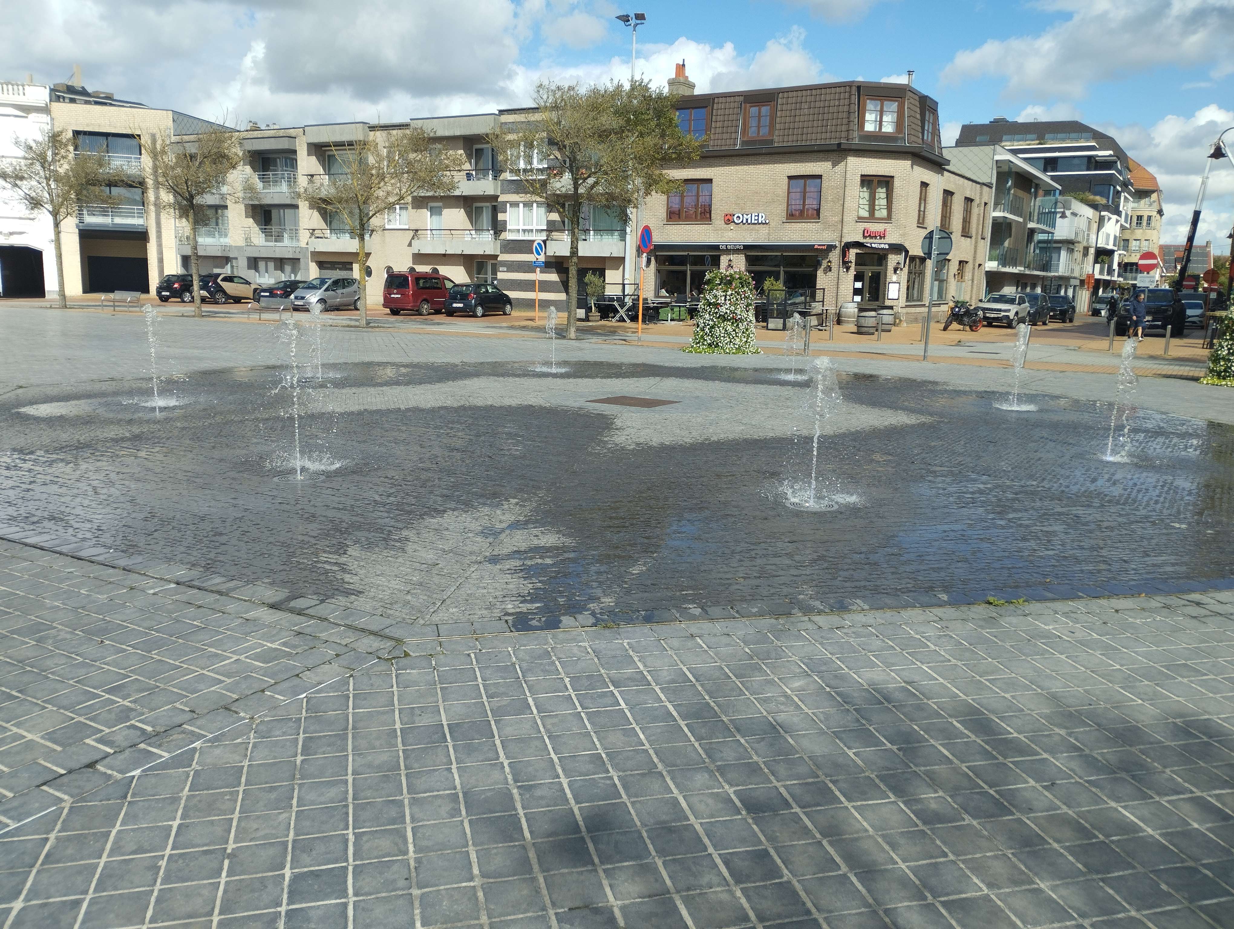 De fonteinen op de markt van Wenduine